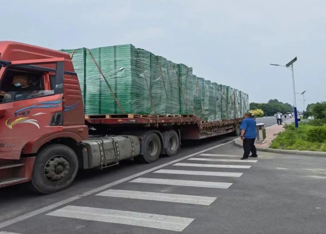 【產(chǎn)品紀(jì)實(shí)】中標(biāo)！投產(chǎn)！交付！風(fēng)帆折疊EU箱創(chuàng)訂單佳績(jī)